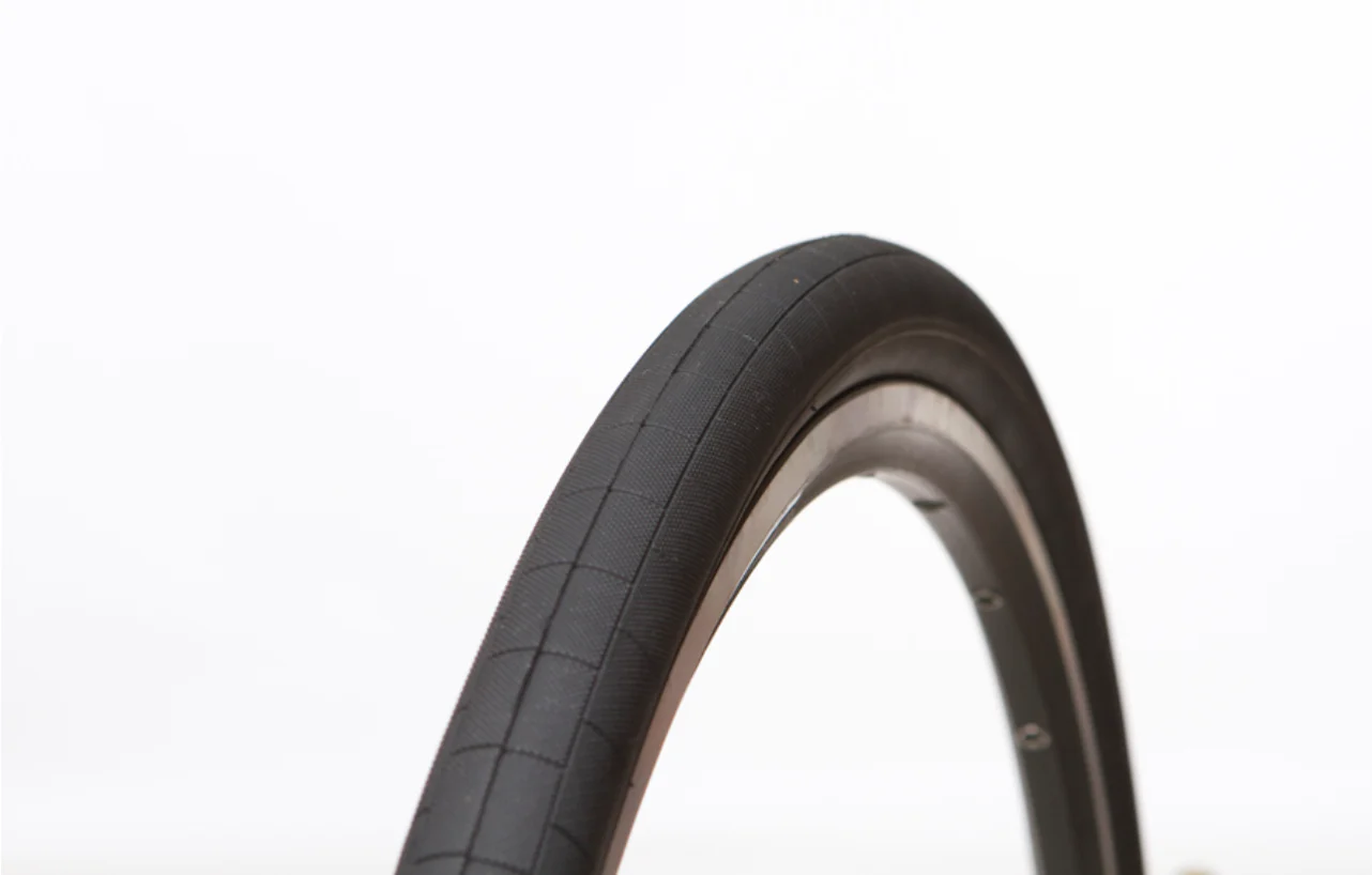 Resist Nomad Tire - Image 3