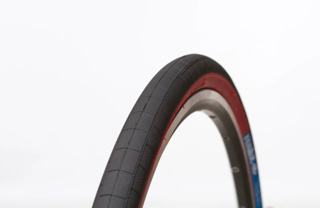 Resist Nomad Tire - Image 4