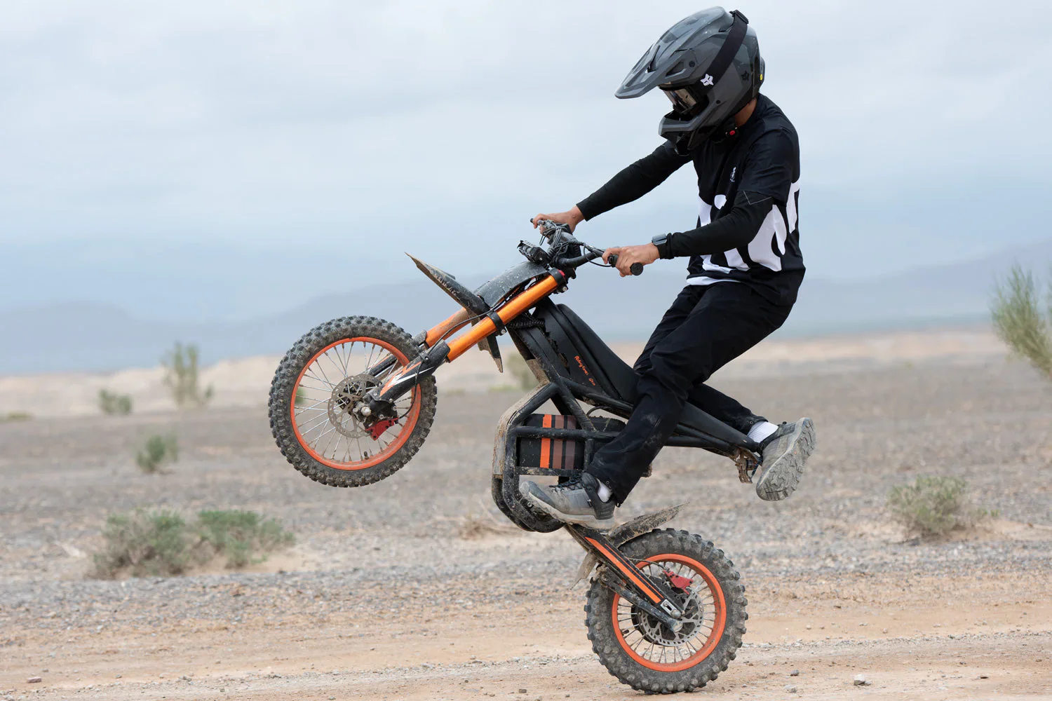 Riding'times GT54 Electric Mini Motorbike for Teenagers & Adults - Image 6