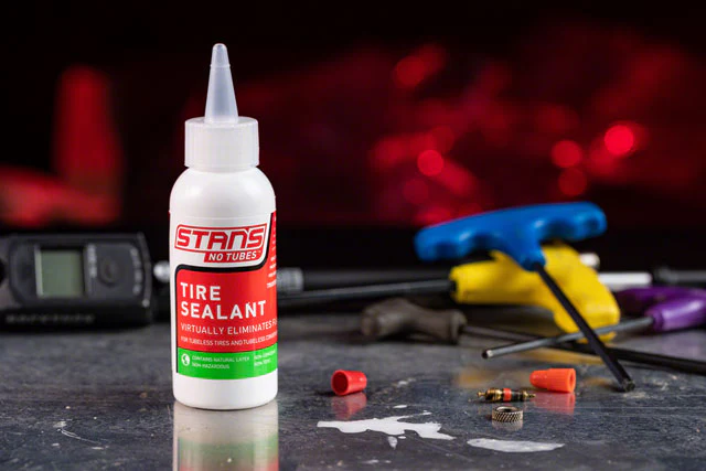 Stan's NoTubes Tubeless Tire Sealant - 2oz - Image 3