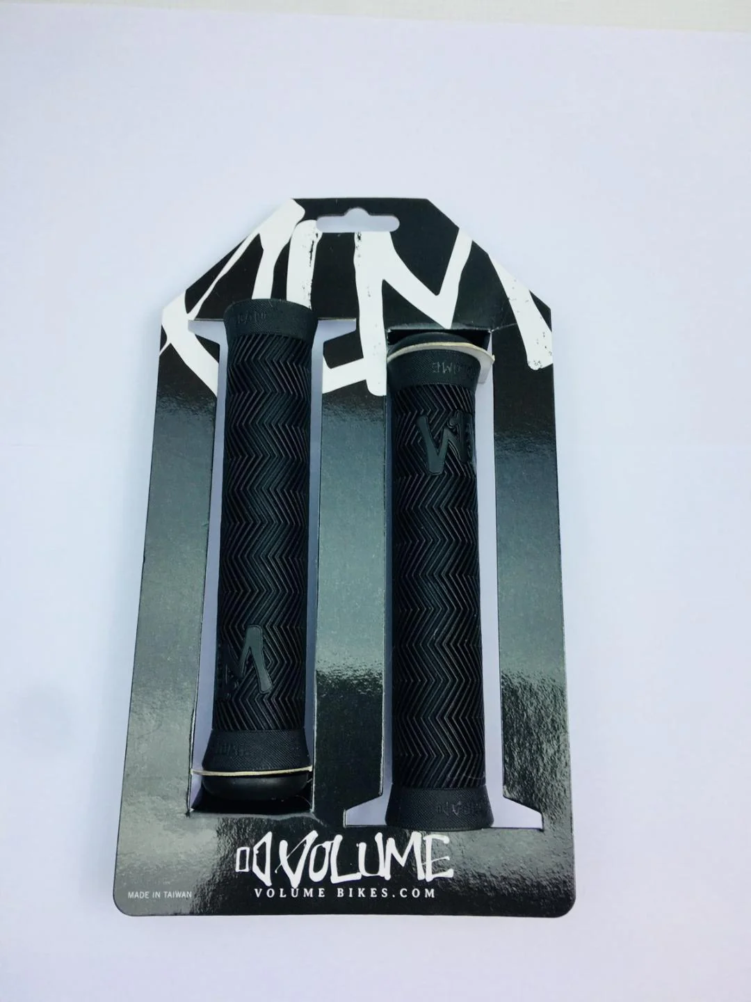 Volume VLM Team Grip - Image 3