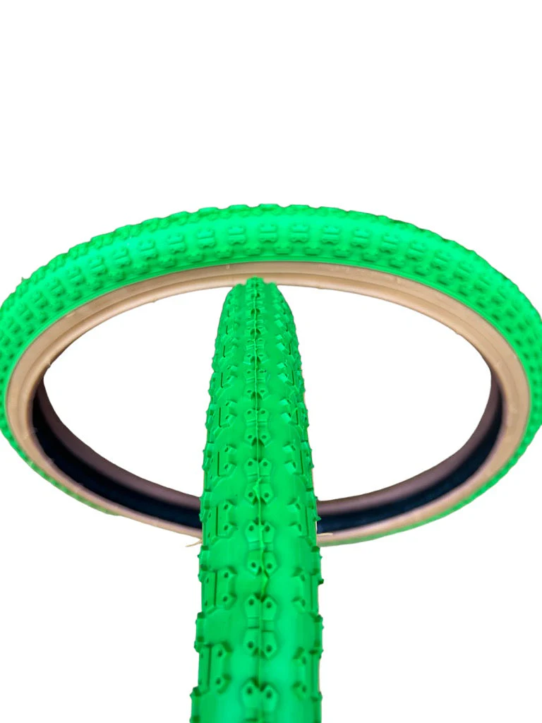 Wanda Comp III 20 x 1.75" Green Gum Wall Tires - Image 2